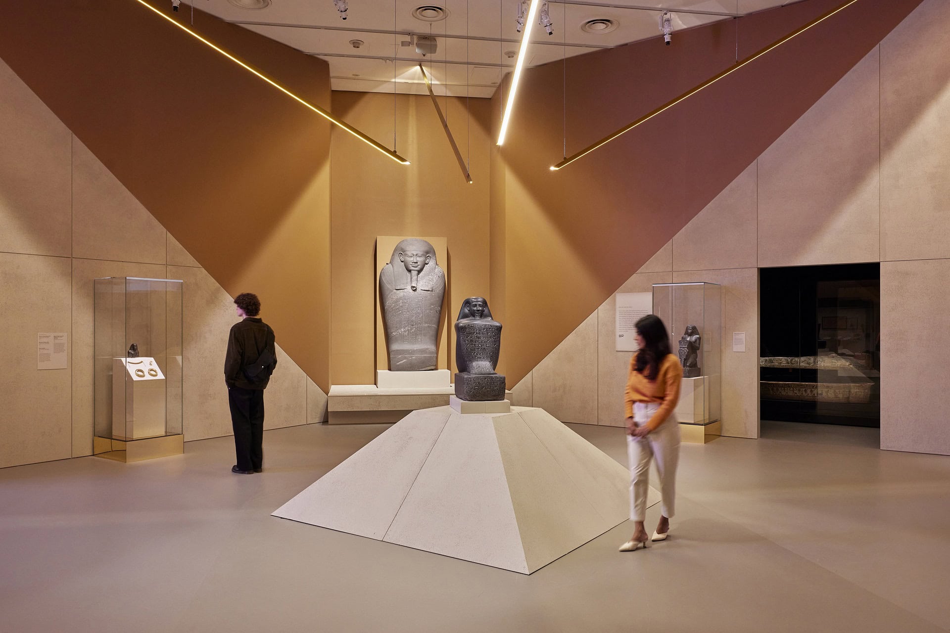 Pharaoh at NGV 81 - Sean Fennessy